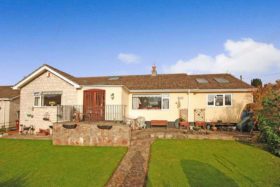 4 bedroom Detached f...